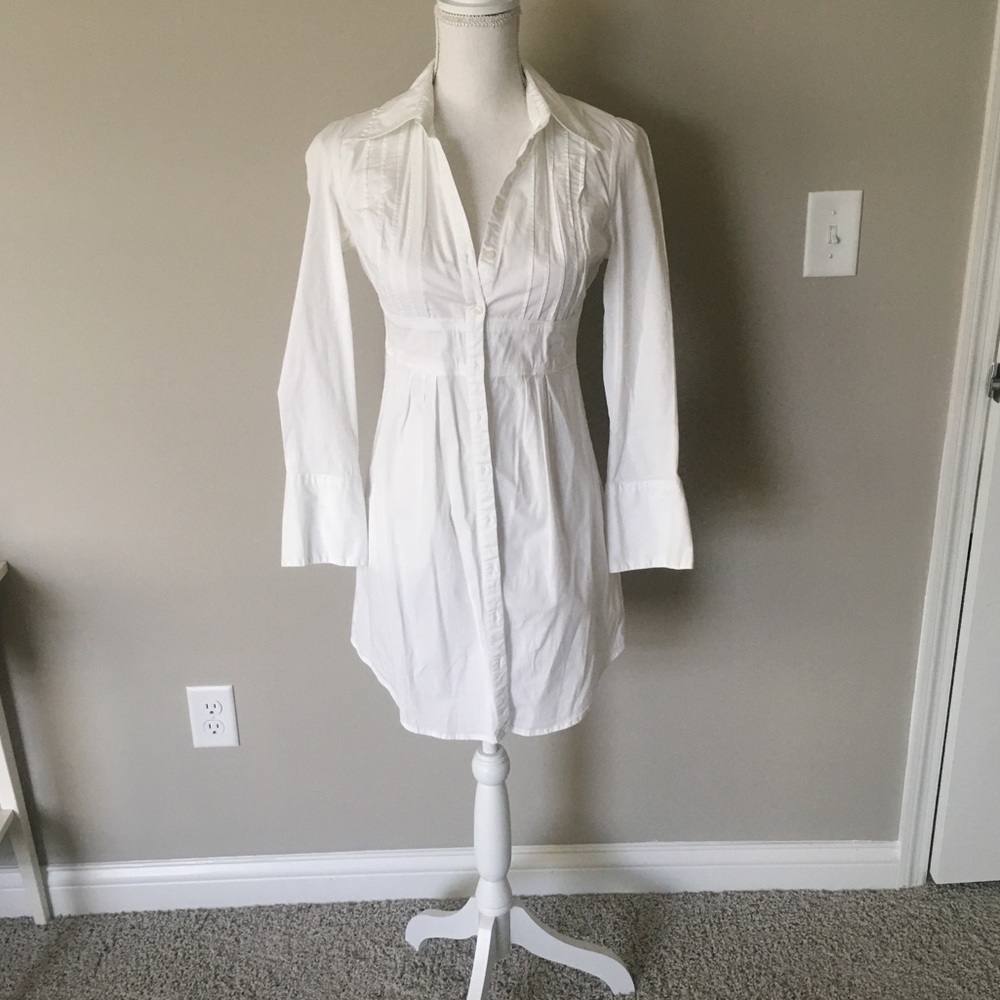 Flash lights white Tunic.